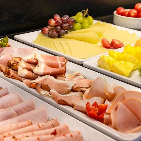 Hotel Katharinenhof Comfort 도른비른 외부 사진